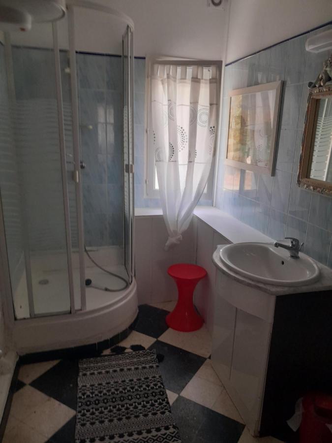 Auberge Des Garrigues Ним Экстерьер фото