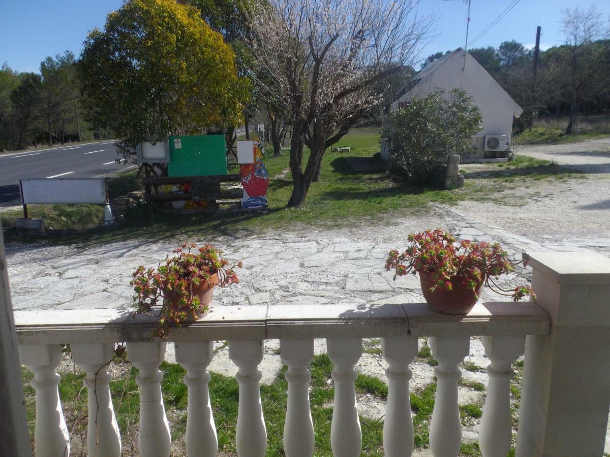 Auberge Des Garrigues Ним Экстерьер фото