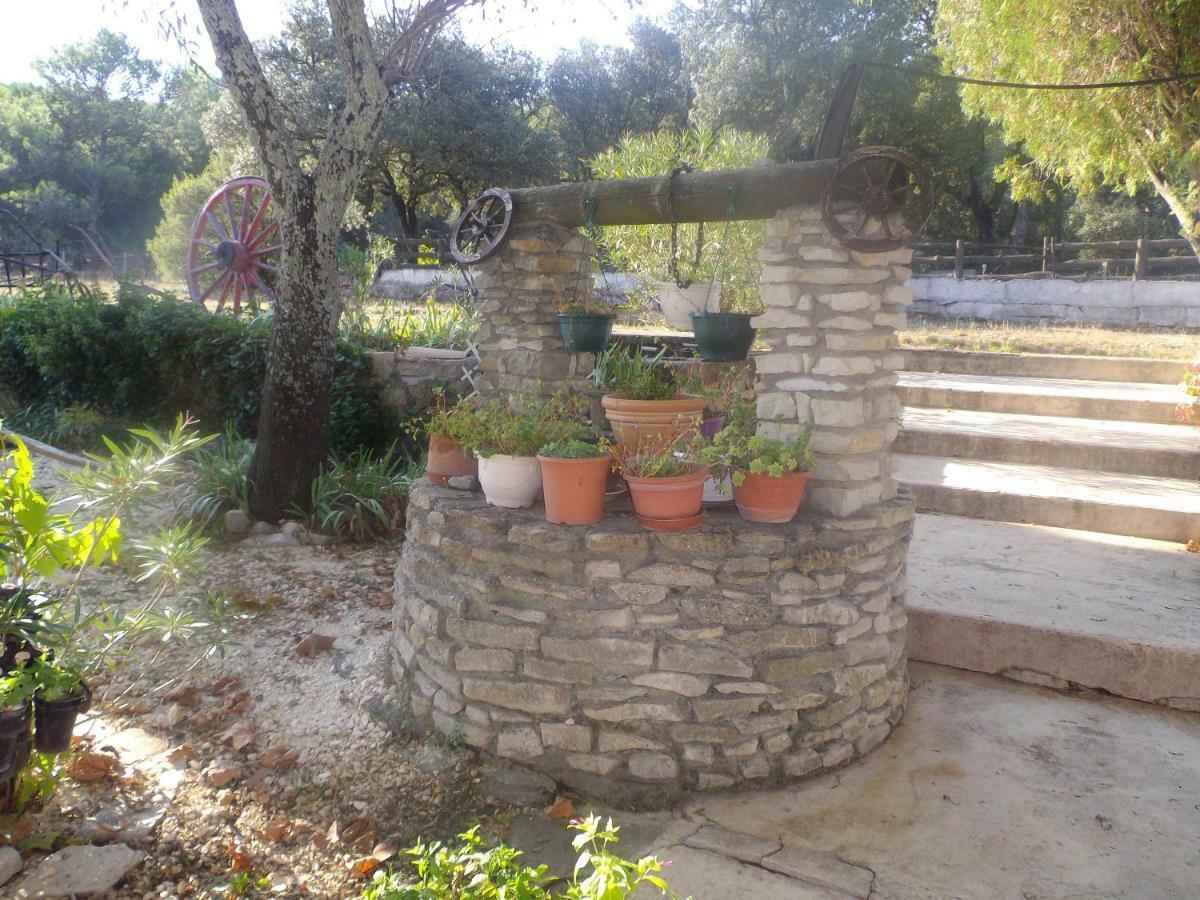 Auberge Des Garrigues Ним Экстерьер фото